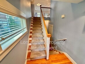 1316 SE 43rd Ave in Portland, OR - Foto de edificio - Building Photo