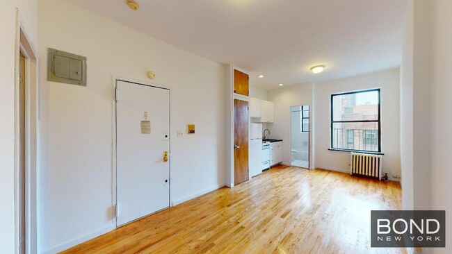 309 East 90 Street in New York, NY - Building Photo - Floor Plan