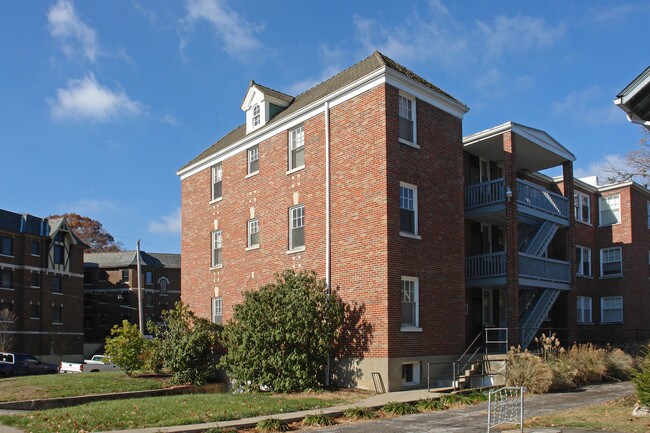 2001 Spring Dr in Louisville, KY - Building Photo - Building Photo