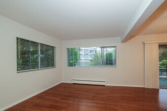 1207 Melville Square in Richmond, CA - Building Photo - Building Photo
