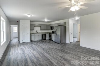 167 Quinn Hill Ln in Mars Hill, NC - Building Photo - Building Photo