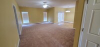 213 Merlot Dr in Byron, GA - Building Photo - Building Photo