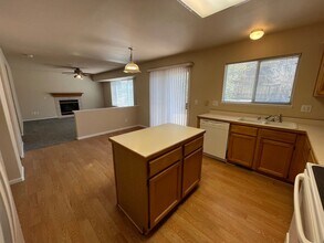 3035 Richmond Dr in Colorado Springs, CO - Building Photo - Building Photo