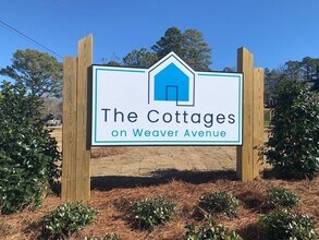 2004 Weaver Way in Leeds, AL - Building Photo - Building Photo