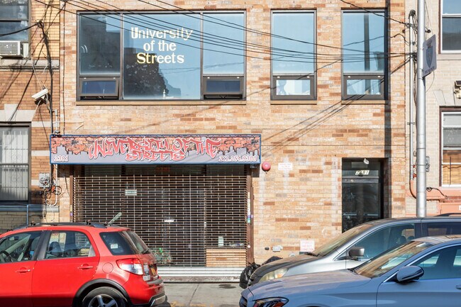 2381 Belmont Ave in Bronx, NY - Building Photo - Building Photo