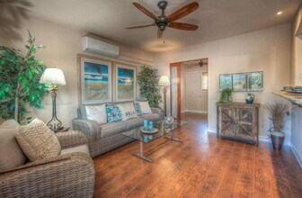 3643 Brockton Ave in Riverside, CA - Foto de edificio - Building Photo