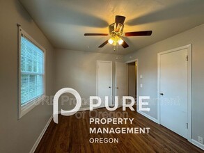 5825 N Minnesota Ave in Portland, OR - Building Photo - Building Photo