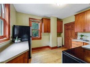 1033 15th Ave SE in Minneapolis, MN - Building Photo - Building Photo