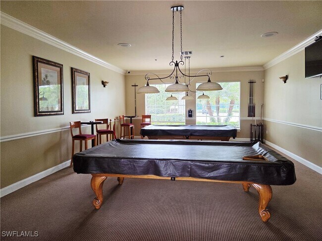 property at 6270 Huntington Lakes Cir