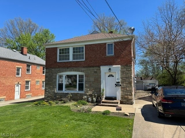 property at 1811 E 291st St