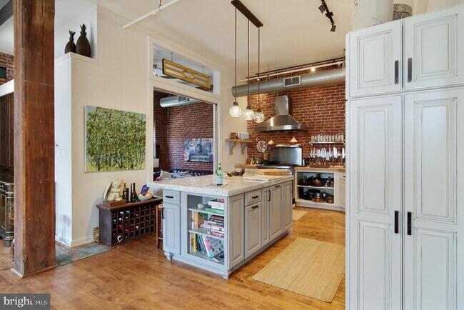 1125 E Columbia Ave-Unit -101 in Philadelphia, PA - Building Photo - Building Photo