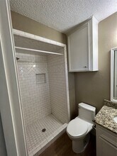 6010 Hoover St in Houston, TX - Building Photo - Building Photo