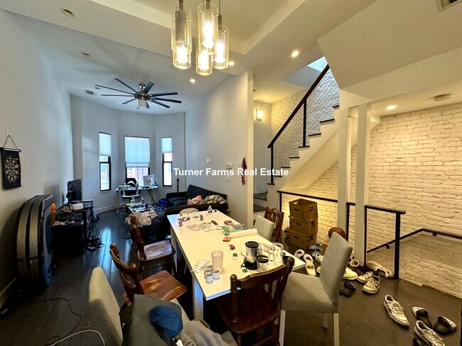 25 Worthington St, Unit 2