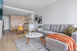 239 Keefer St in Vancouver, BC - Building Photo - Building Photo