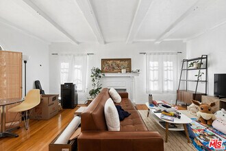 8544 Saturn St in Los Angeles, CA - Building Photo - Building Photo