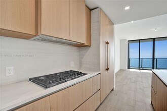 900 N Ocean Blvd in Pompano Beach, FL - Building Photo - Building Photo