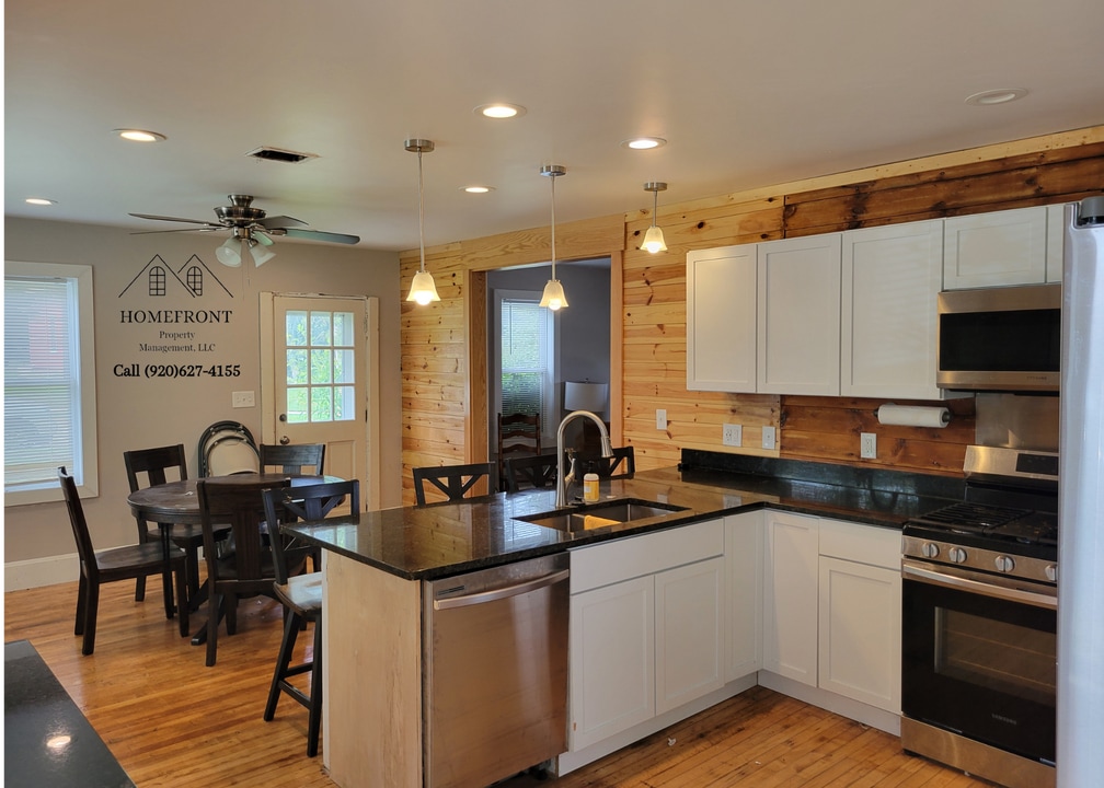 840 Detroit St in Sheboygan Falls, WI - Building Photo