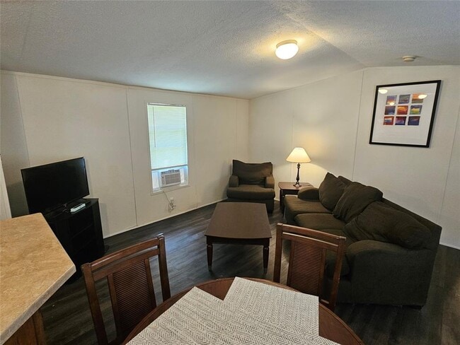 property at 1225 Osteen St
