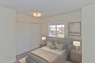 Russet Court in Calgary, AB - Building Photo - Interior Photo