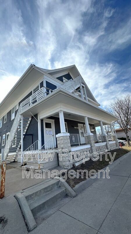 property at 2601 Vine St