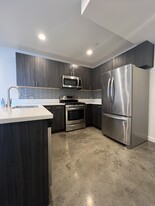 4814 Oakwood Ave, Unit 2 Apartments