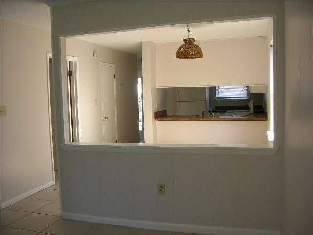 208 Third St SE in Fort Walton Beach, FL - Building Photo - Building Photo