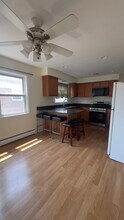 8052 N Oriole Ave in Niles, IL - Building Photo - Building Photo