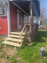 2736 Applehill Ave SE in Robertsville, OH - Building Photo - Building Photo