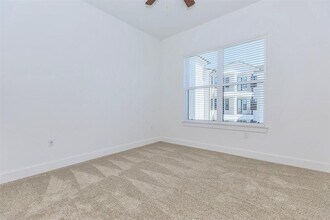 3030 Greenbusch Rd-Unit -127B in Katy, TX - Building Photo - Building Photo