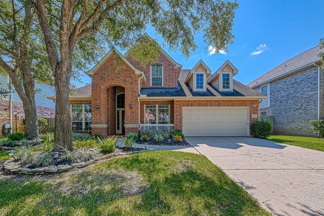 4907 Mountain Fork in Missouri City, TX - Building Photo