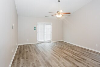 1326 Galesburg St in Charlotte, NC - Building Photo - Building Photo