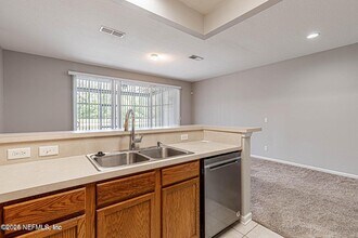 5784 Sandstone Way in Jacksonville, FL - Building Photo - Building Photo