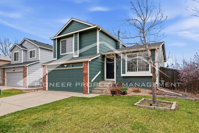5556 S Yakima Way in Aurora, CO - Building Photo - Building Photo