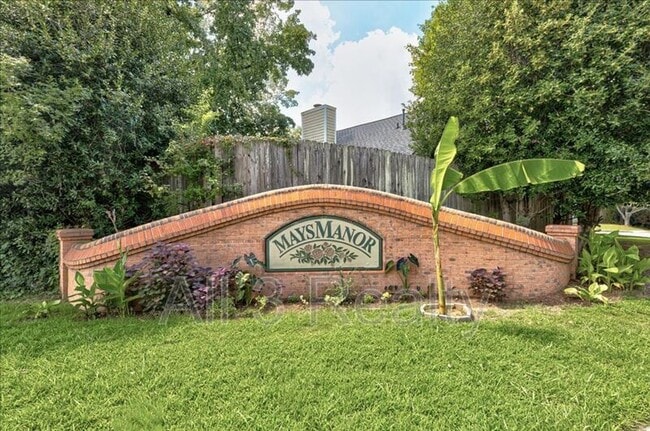 property at 3790 Benjamin Ct SW