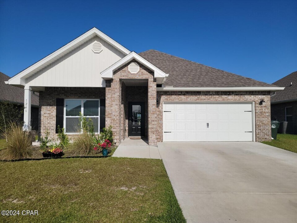 1266 Conolly Blvd in Lynn Haven, FL - Building Photo