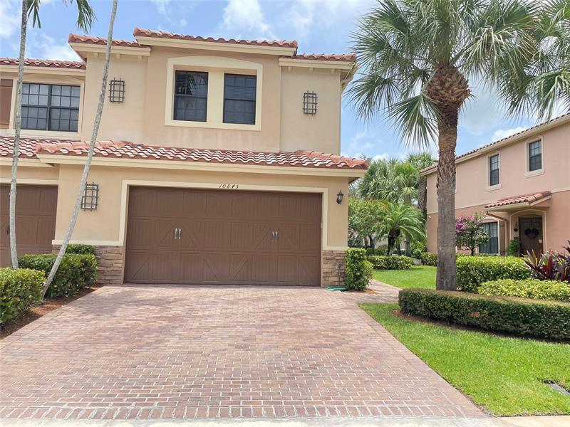 10845 NW 74th Dr in Parkland, FL - Building Photo