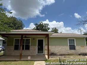 435 W Baylor St in San Antonio, TX - Building Photo - Building Photo