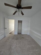 2007 N Bordeaux Way in Hanford, CA - Building Photo - Building Photo