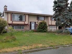 46636 Teton Ave in Chilliwack, BC - Building Photo