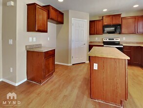 4732 W Dill Ave in Coolidge, AZ - Foto de edificio - Building Photo