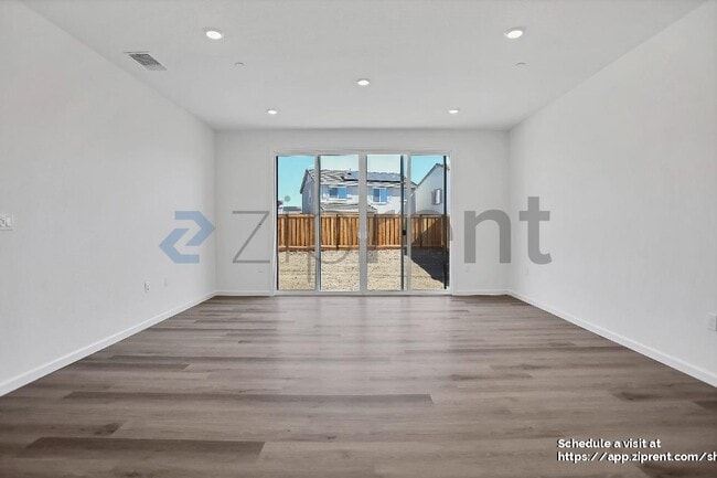 15474 Hedges Dr in Lathrop, CA - Building Photo - Building Photo