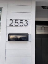 2553 Wicker Ave in Dallas, TX - Building Photo