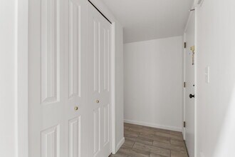 1815 Independence Blvd in Ann Arbor, MI - Building Photo - Building Photo