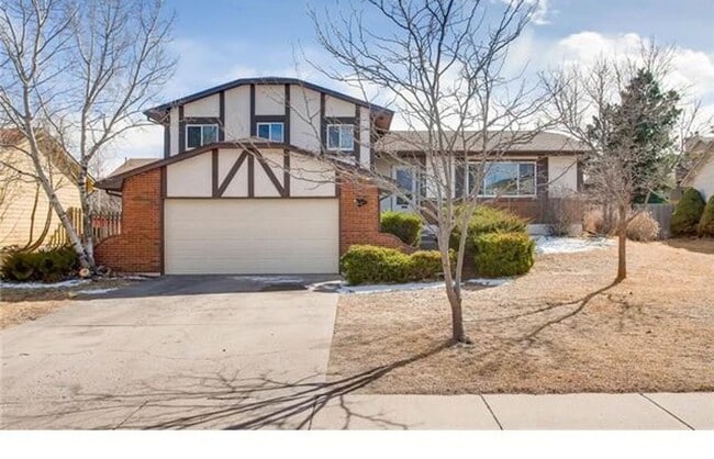 property at 3165 Zephyr Dr