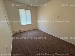 607 Linden Dr, Unit 607 in Idaho Falls, ID - Building Photo - Building Photo
