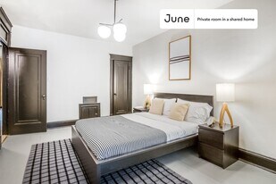2716 Woodley Pl NW in Washington, DC - Building Photo
