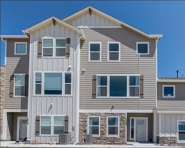 property at 7468 Johnsontown Hts