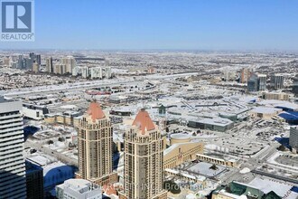 3900 Confederation Pkwy in Mississauga, ON - Building Photo - Building Photo