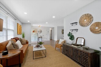 208 James St in Summerville, SC - Building Photo - Building Photo