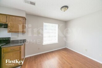 5802 Ashridge Pl in Memphis, TN - Foto de edificio - Building Photo